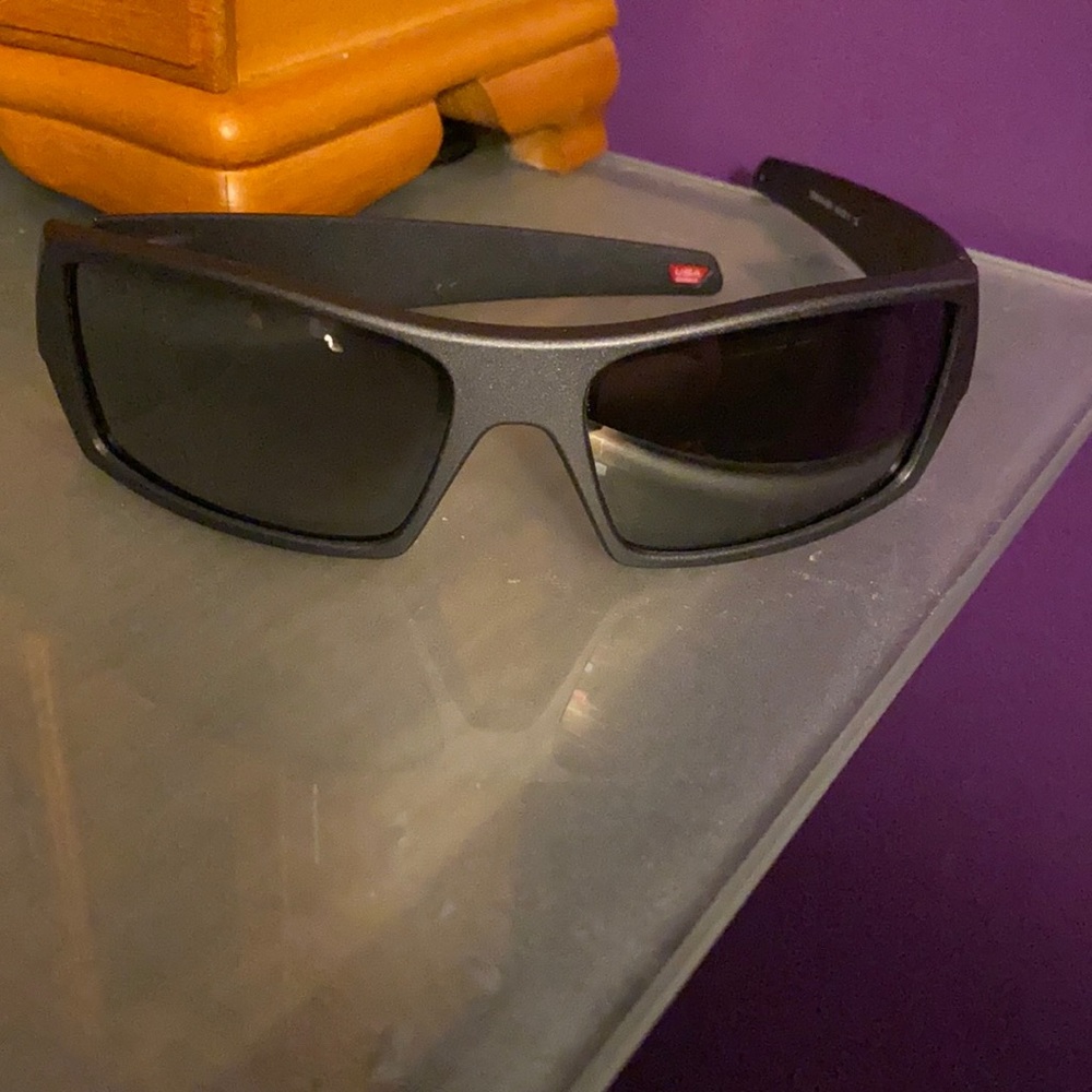 Oakley GasCan sunglasses Black w silver prizm lens